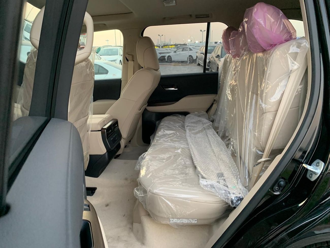 Toyota Land Cruiser GXR A/T 4.0L Gasoline