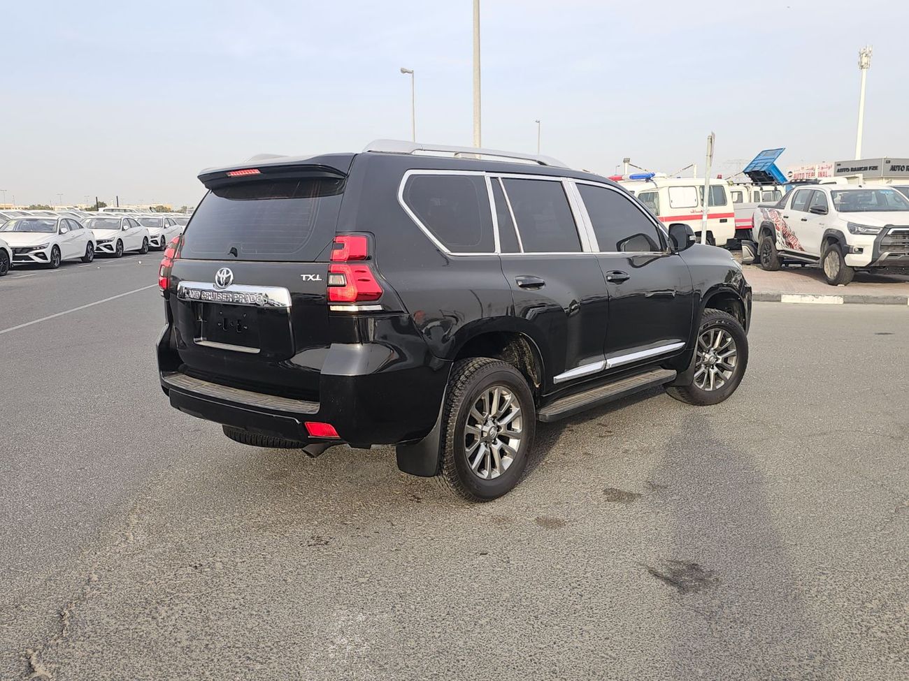 Toyota Prado TX-L Top 2.7L LHD-4WD-Automatic-Petrol-GCC specs-6 Cylinders-7Seats-5 Doors