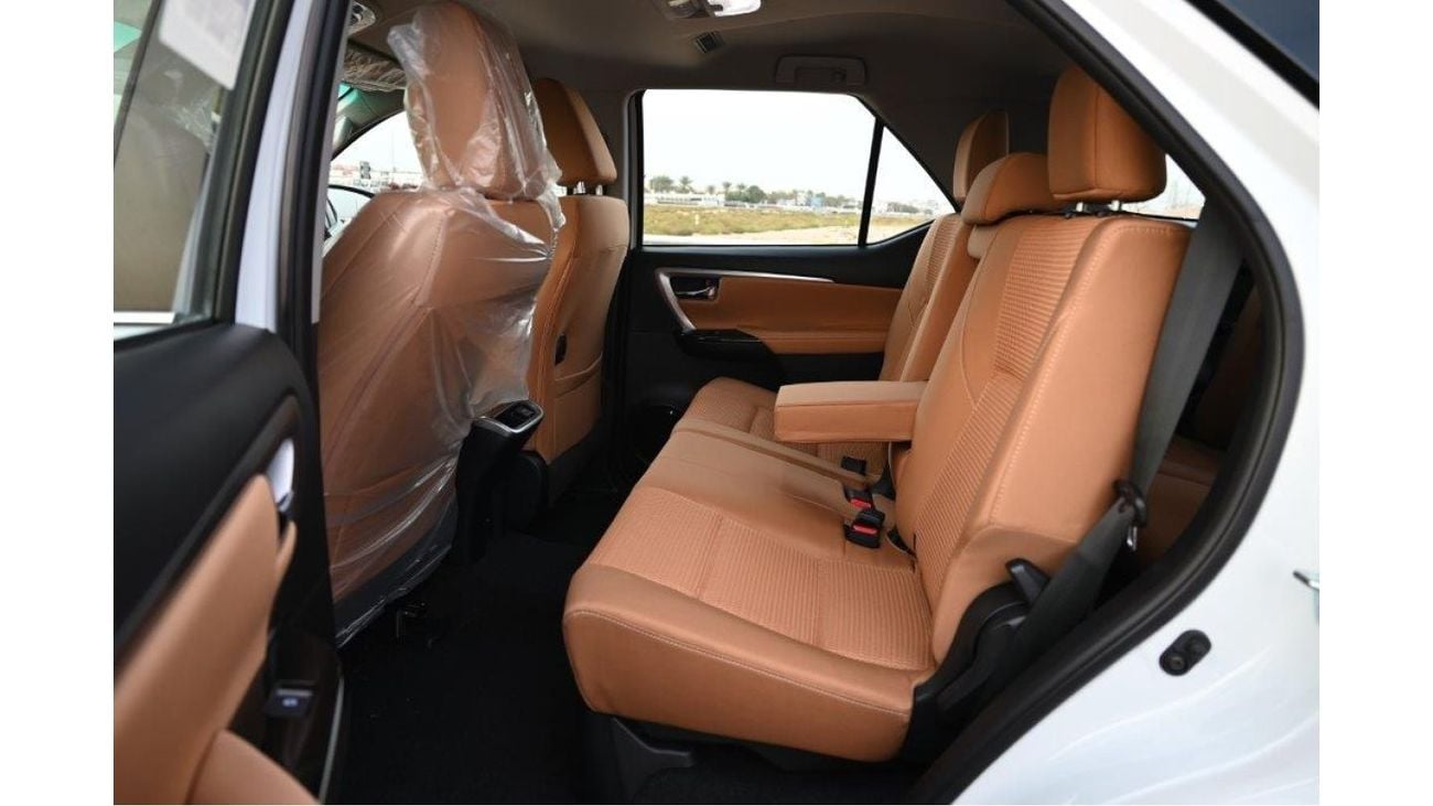 تويوتا فورتونر 2.8L Diesel 4WD 7 Seater Automatic