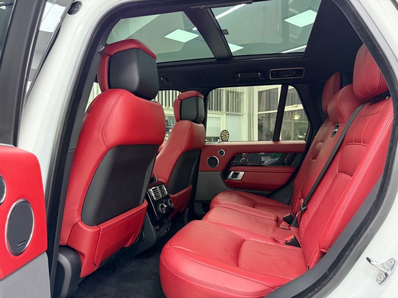 لاند روفر رينج روفر SE .. P400 .. FSH .. V6 .. Perfect Condition