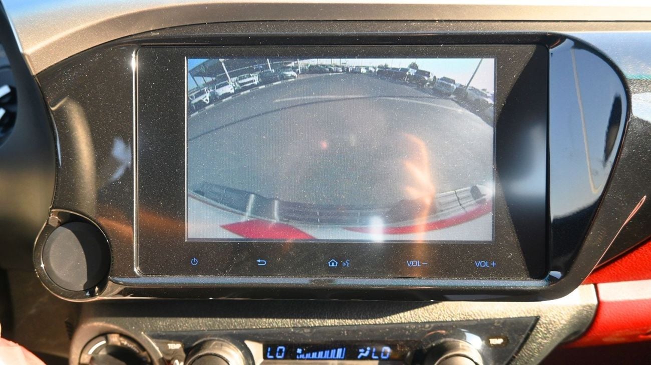 تويوتا هيلوكس Toyota Hilux 2025 2.7L Petrol pick-up 4WD