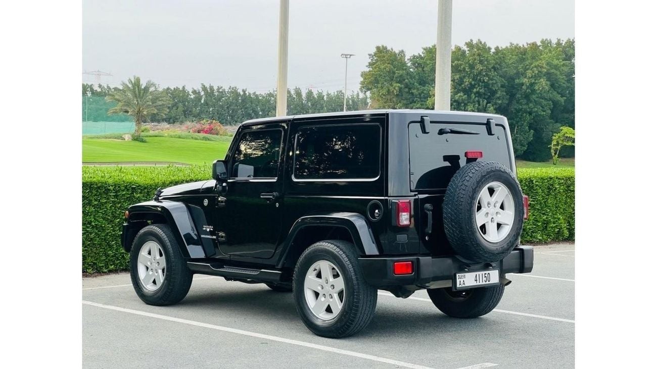 Jeep Wrangler JEEP WRANGLER SAHARA 2016 GCC ORGINAL PAINT