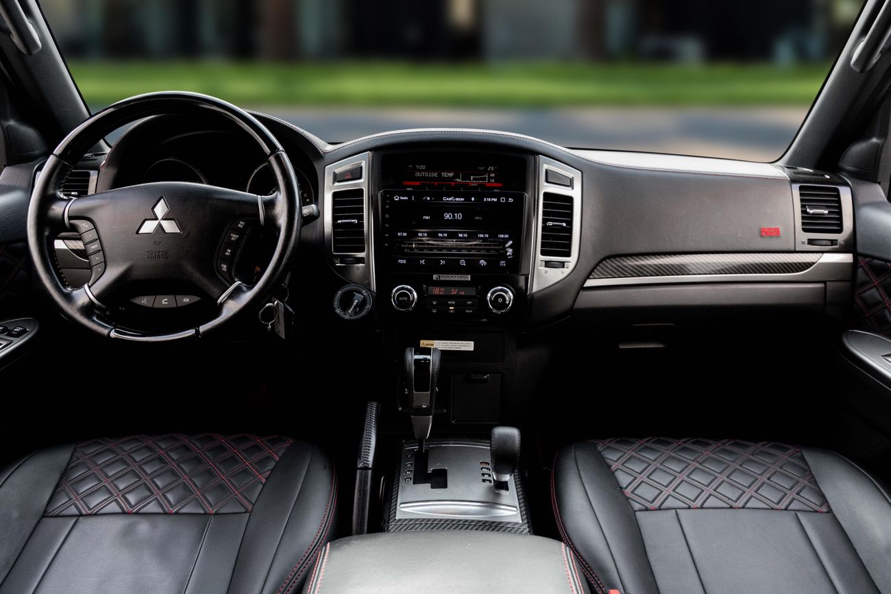 ميتسوبيشي باجيرو Pajero | 1,665 P.M | 0% Downpayment | Signature Edition!