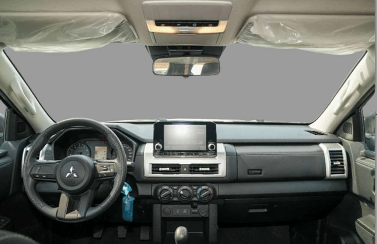 ميتسوبيشي L200 ECTP2M024 – 2025 Mitsubishi L200 Double Cab Pick Up GLX – 2.4L Petrol Manual – Black with Black Inte