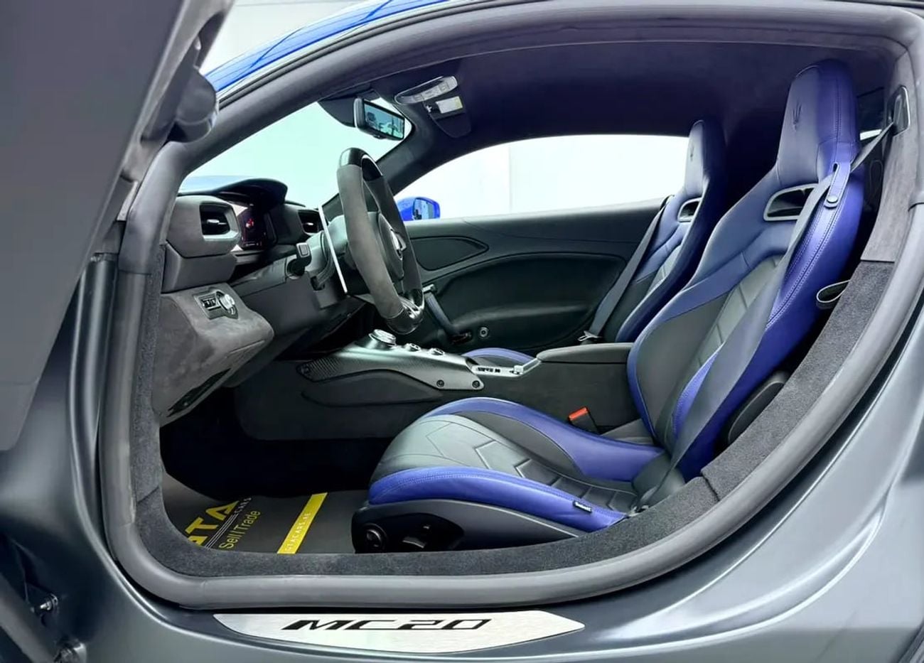 Maserati MC20 Warranty, Full Service History, Carbon Fiber Interior, Very Low Km, GCC