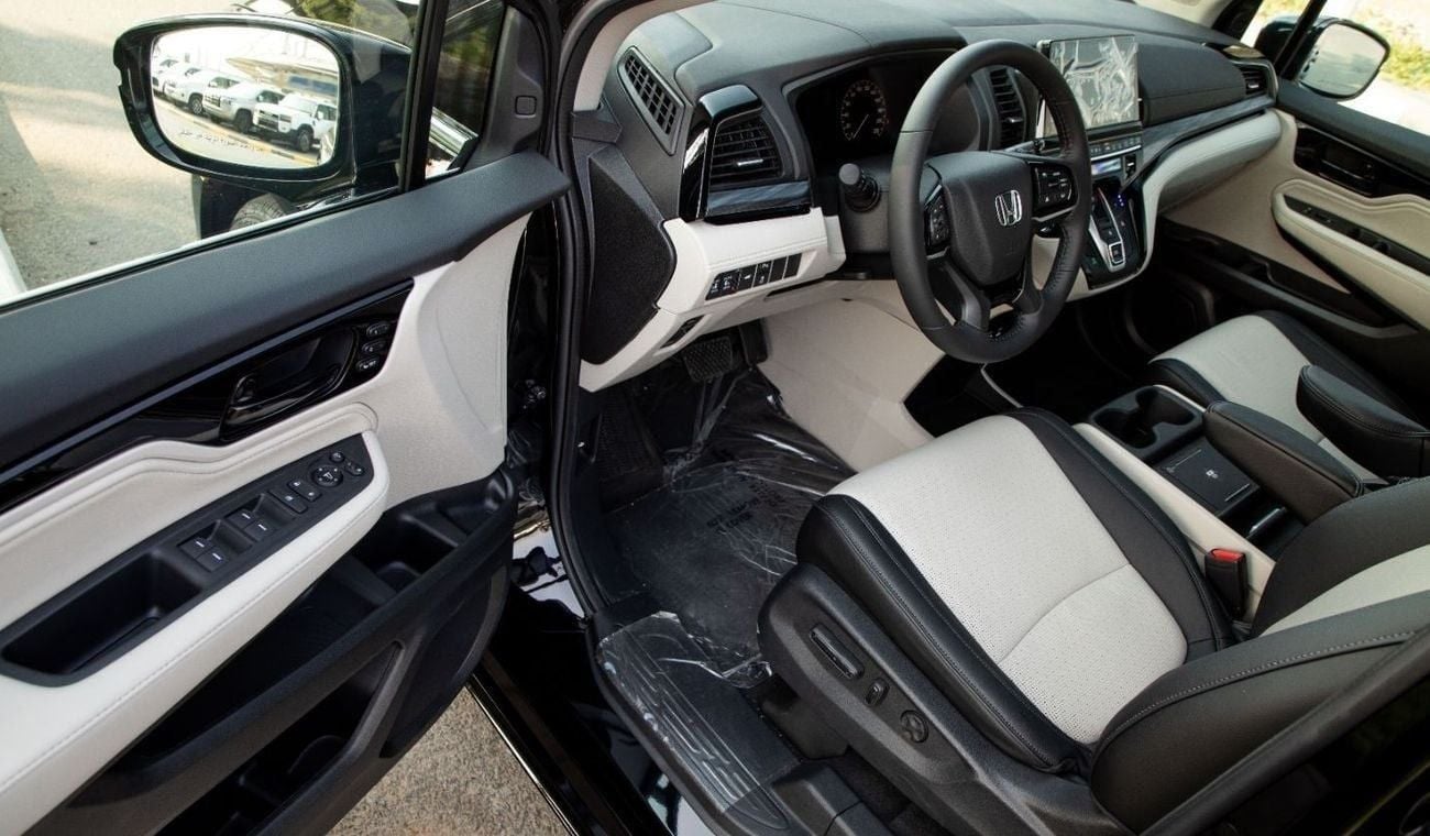هوندا أوديسي Touring GCC/2025/3 years warranty. For Local Registration +10%