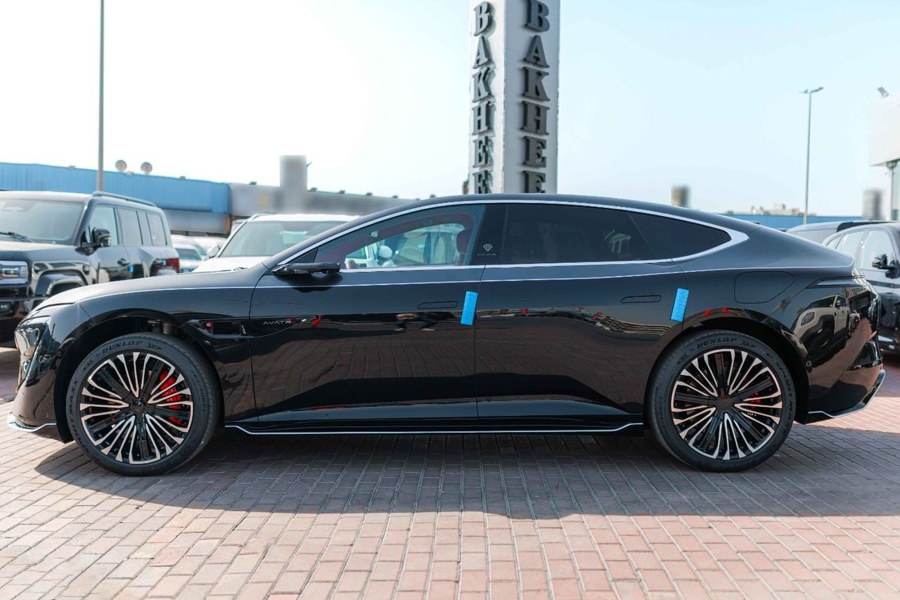 أفاتر 12 Avatr 12 Royal Edition – Full Option