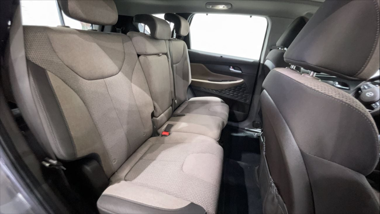 هيونداي سانتا في COMFORT 2023 COMFORT+ | AED 1410/Month | 0 DP | 30 Day Return | Warranty | Service History