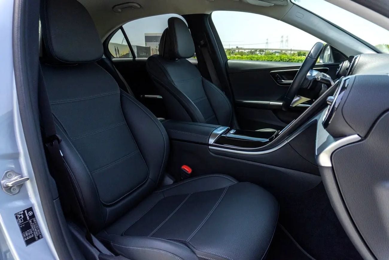 Mercedes Benz C200 PREMIUM