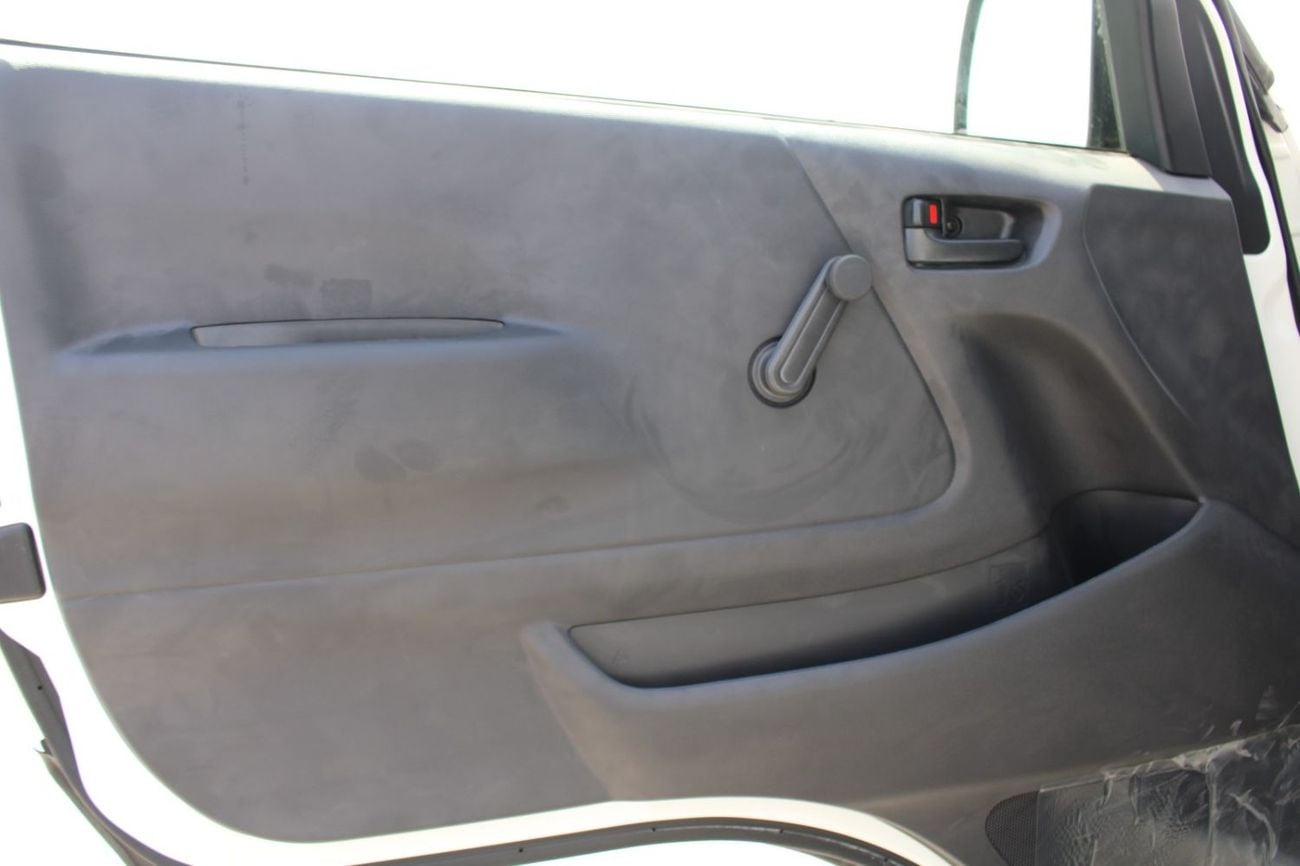 Toyota Hiace TOYOTA HIACE 2.7L PETROL 3 SEATER CARGO HIGH ROOF MANUAL