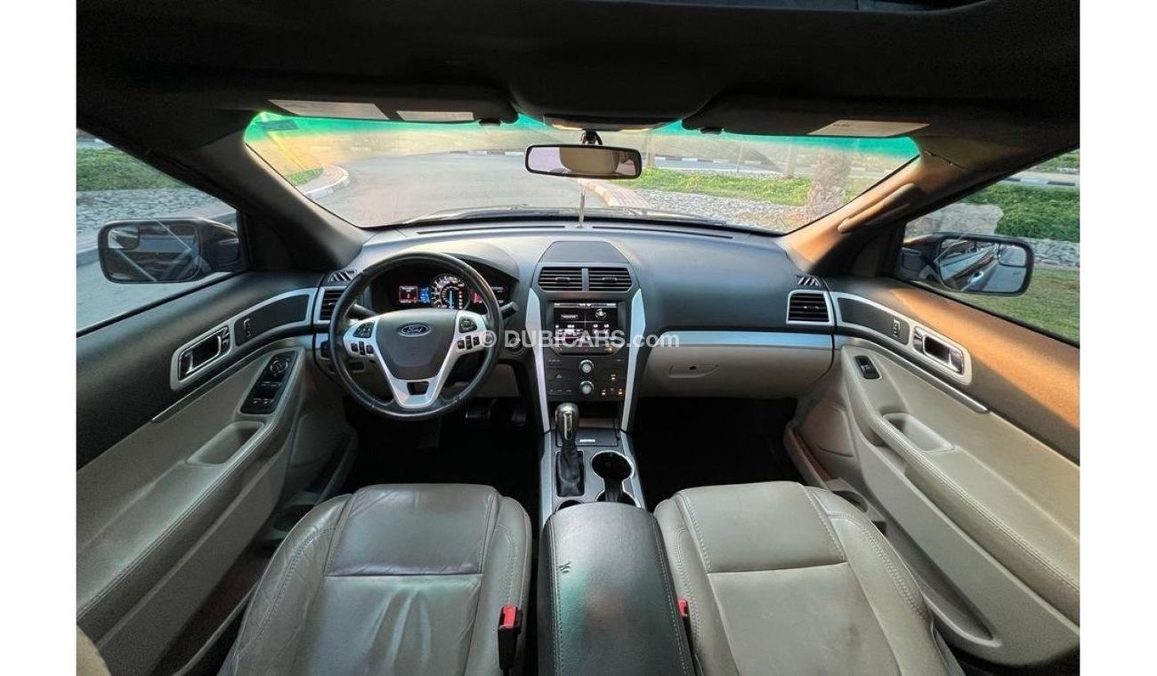 Ford Explorer FORD EXPLORER XLT 2015 FULL OPTIONS IN PERFECT CONDITIONS WITH WARRANTY