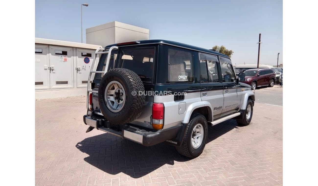 تويوتا برادو TOYOTA LAND CRUISER PRADO RIGHT HAND DRIVE (PM1446)