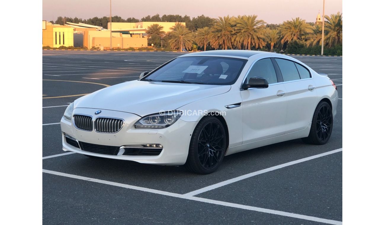 BMW 650i Luxury MODEL 2013 GCC CAR PREFECT CONDITION INSIDE AND OUTSIDE FULL OPTION PANORAMIC ROOF LEATHER SE