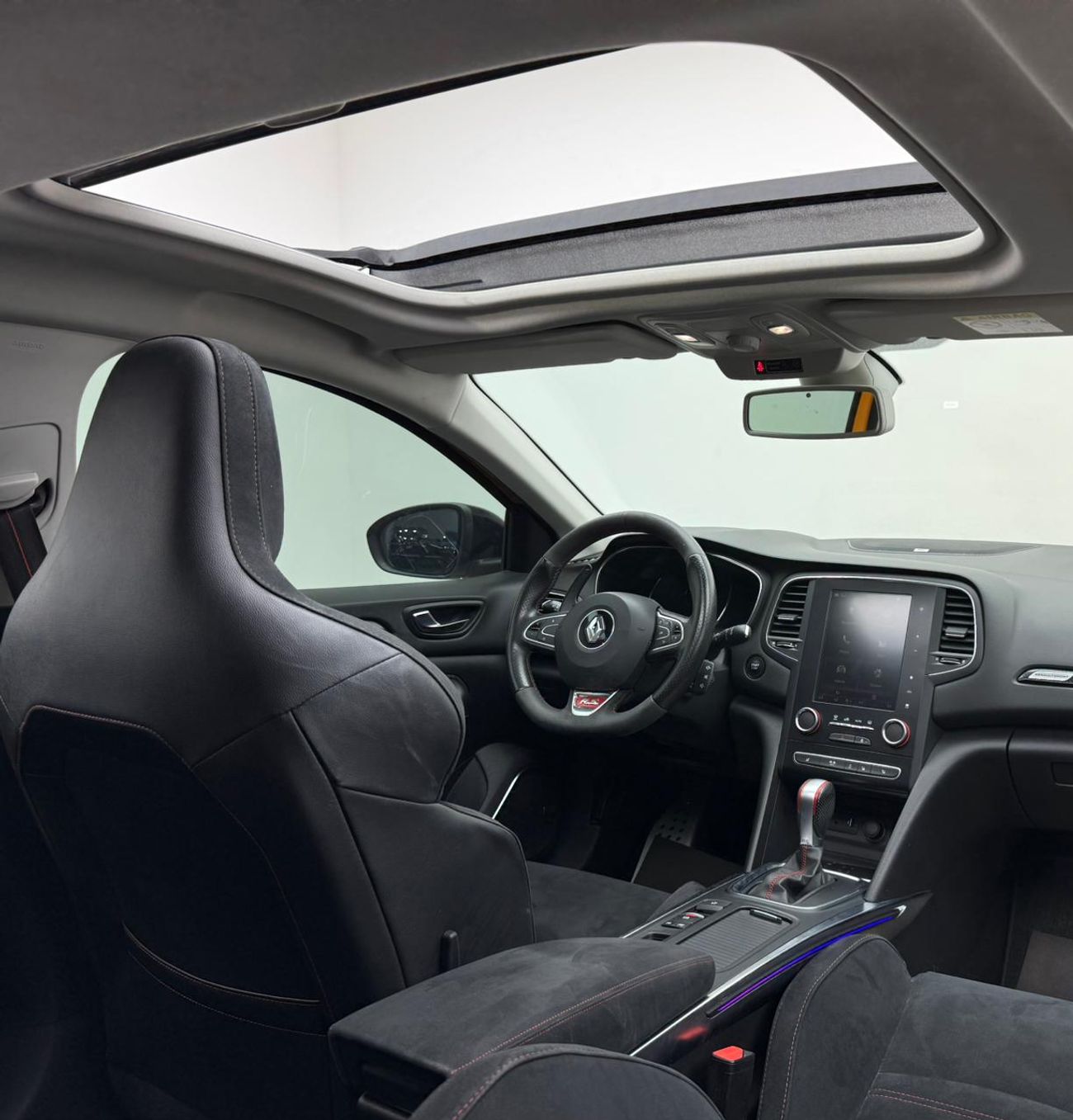 Renault Megane RS Trophy 1.8L 2020 Renault Megane RS Tropy ,Warranty ,Service History ,Excellent Condition, GCC