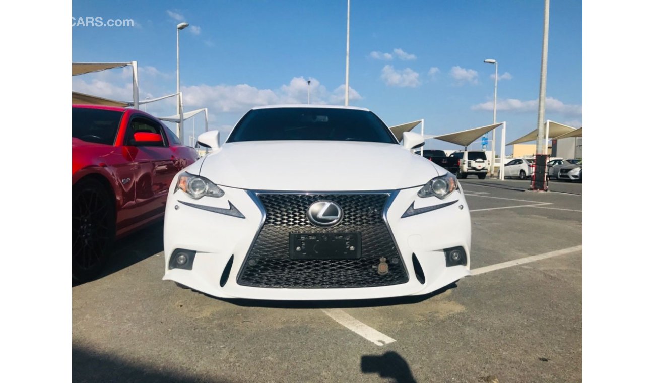 Lexus IS350