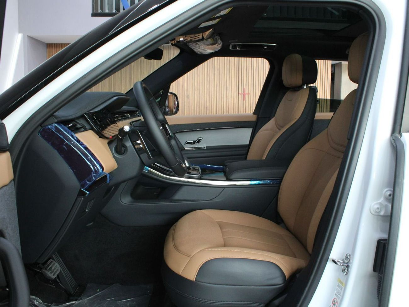 لاند روفر رينج روفر سبورت BRAND NEW!