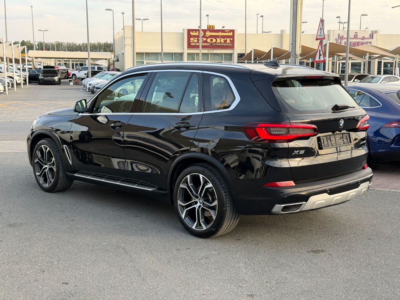 بي أم دبليو X5 BMW X5 XDrive 40i