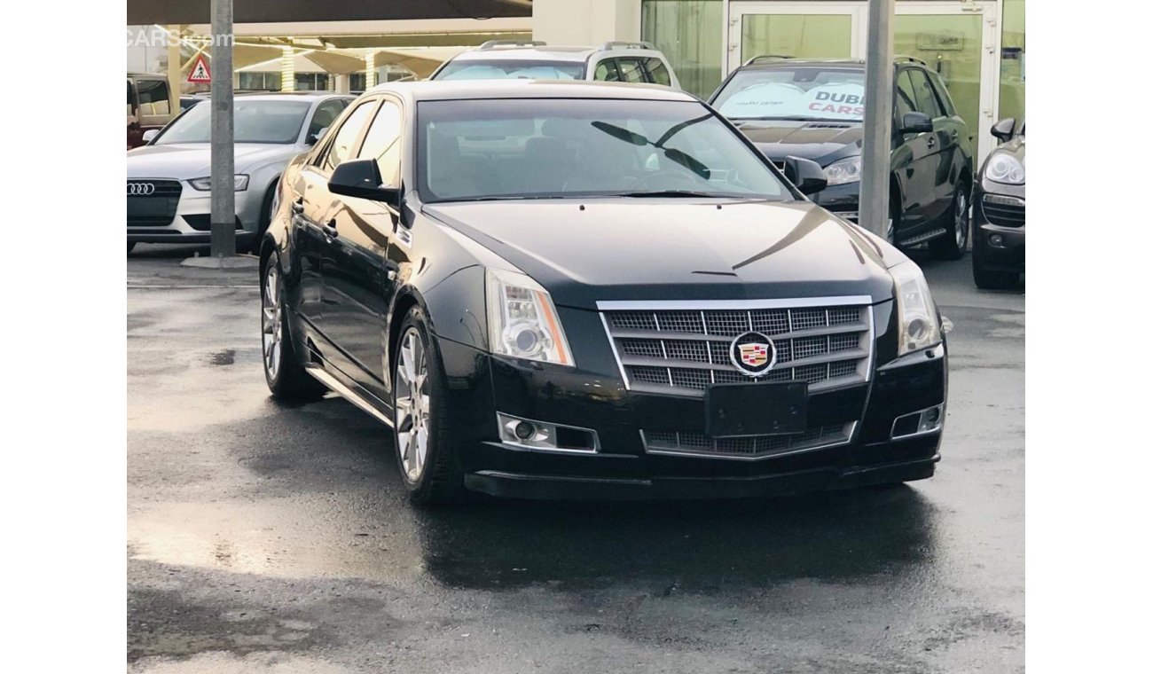 Cadillac CTS Cadillac model 2010 GCC car prefect condition full option low mileage excellent sound system