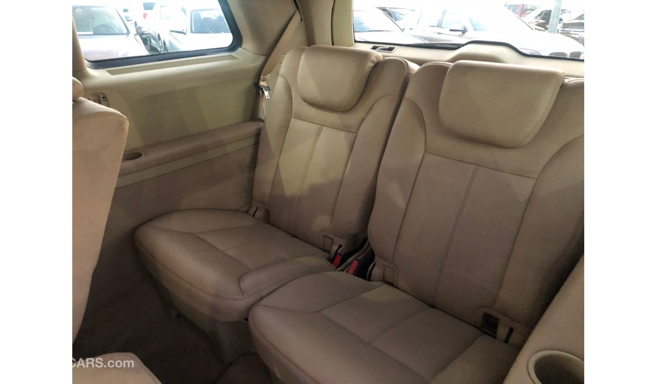 Mercedes-Benz GL 450 Mercedes benz GL500 model 2008 GCC car perfect condition very clean from inside and outside