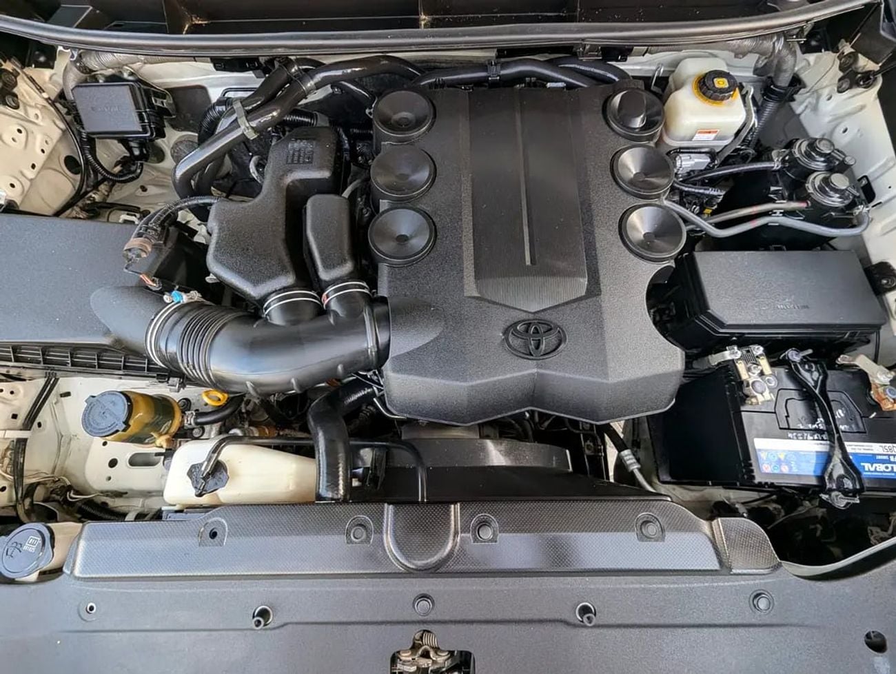 تويوتا برادو VXR TOP FULL OPTION GCC V6 4.0L IN EXCELLENT CONDITION