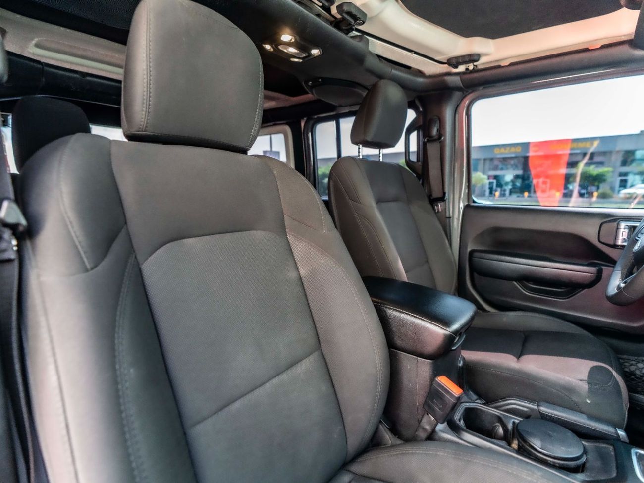 Jeep Wrangler Sport 3.6L A/T (5 Seater)