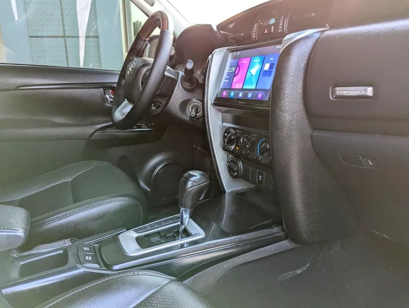Toyota Fortuner Facelifted V4 2.7L EXR GCC Specs In Excellent Condition