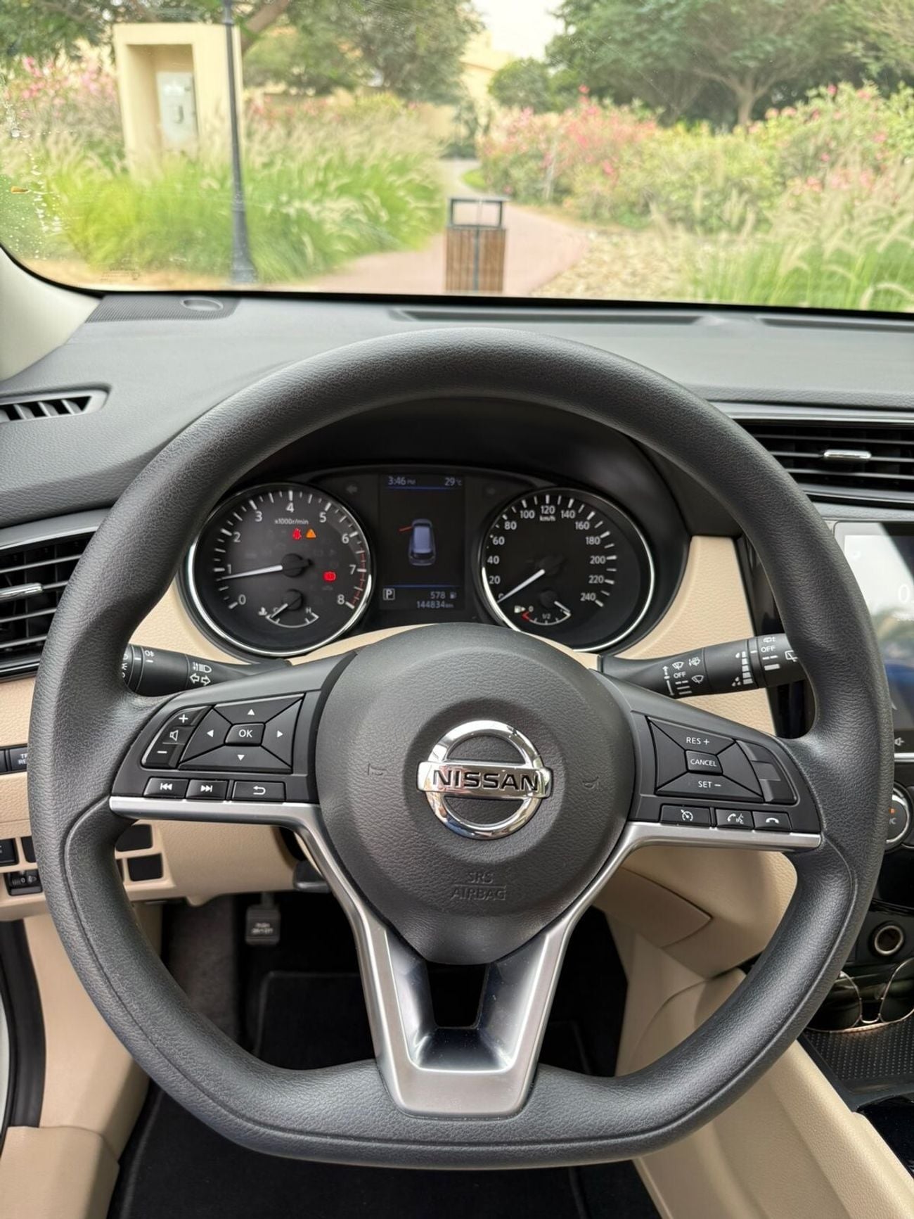 نيسان إكس تريل S 2.5L FWD (5 Seater)