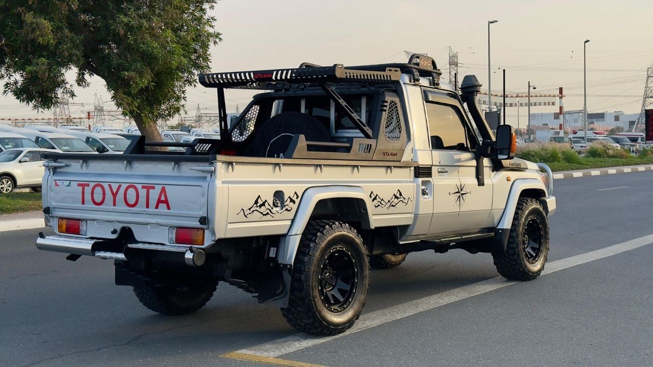 تويوتا لاند كروزر بيك آب AFTER MARKET MODIFIED | 4.5L DIESEL ENGINE | SINGLE CABIN | RHD