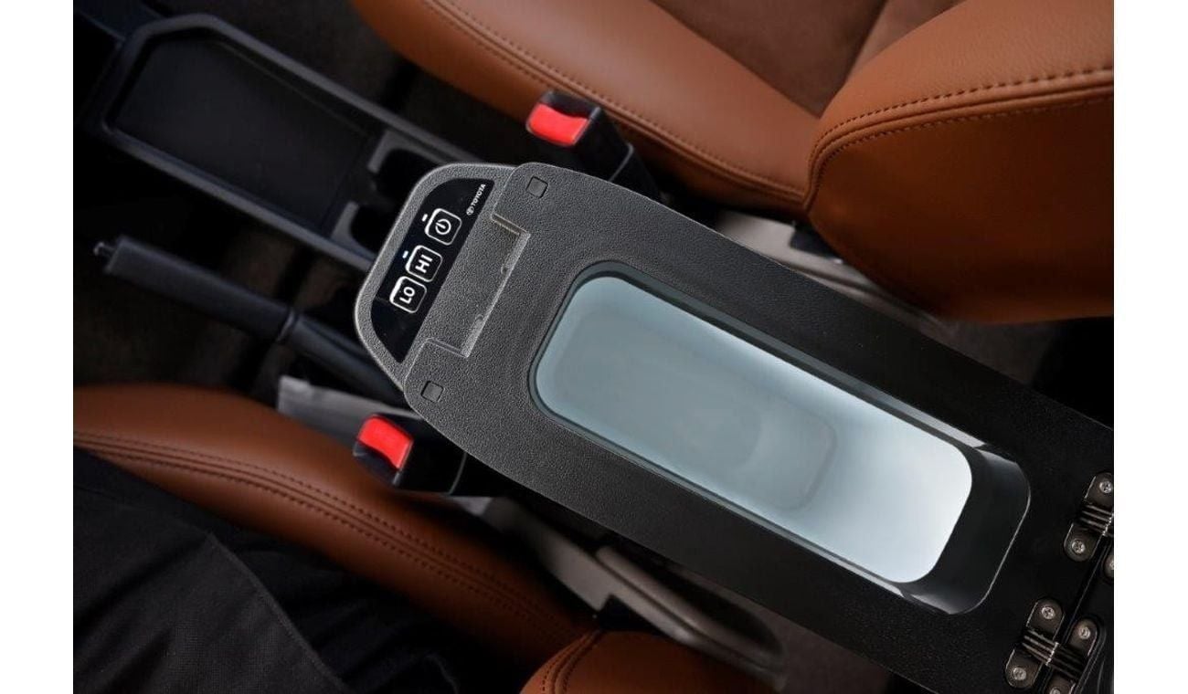 تويوتا لاند كروزر 70 2025 TOYOTA LAND CRUISER 76 HARDTOP SDLX V6 4.0L PETROL 4WD 5-SEATER AUTOMATIC