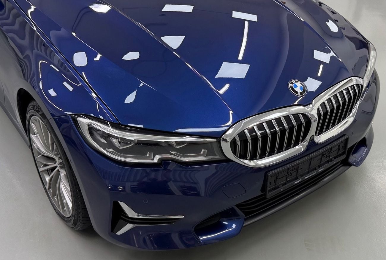 BMW 330i LUXURY LINE