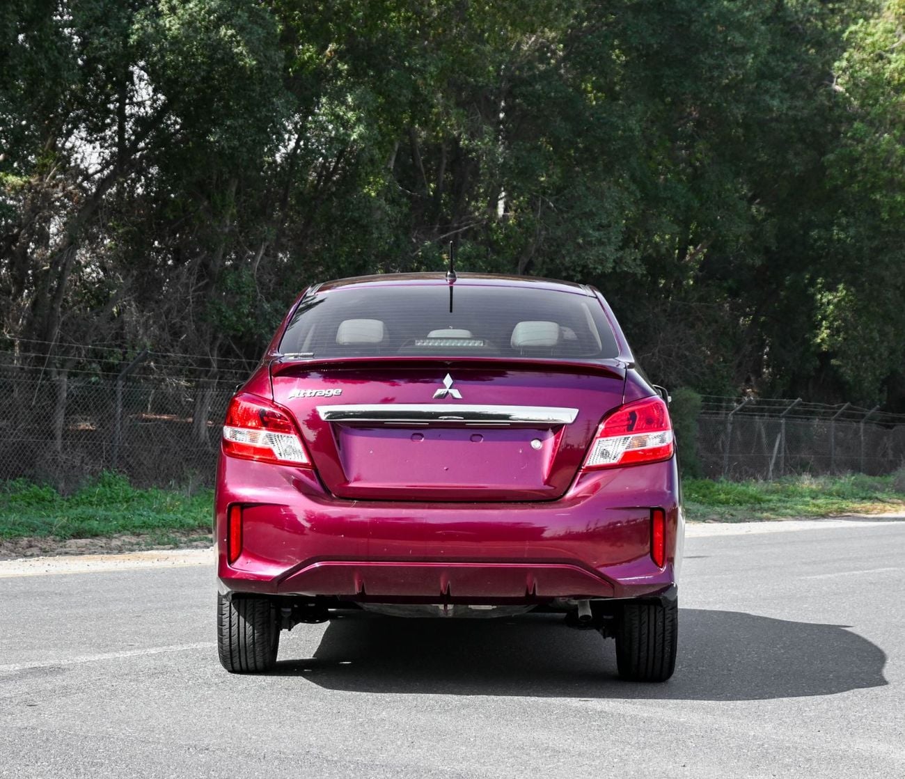 ميتسوبيشي اتراج GLX Base 1.2L