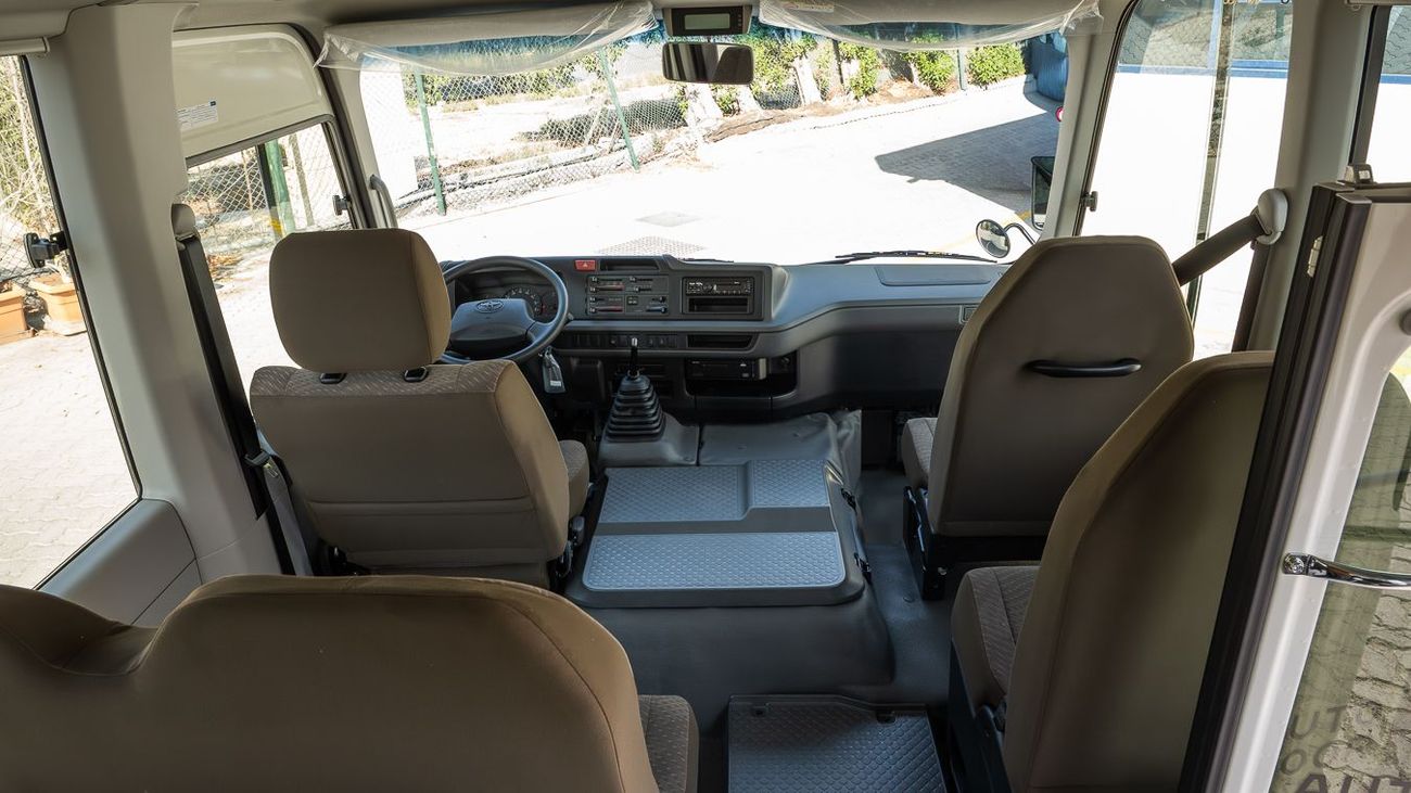 Toyota Coaster TOYOTA COASTER 2.7 MT 23SEATS RR-2026YM
