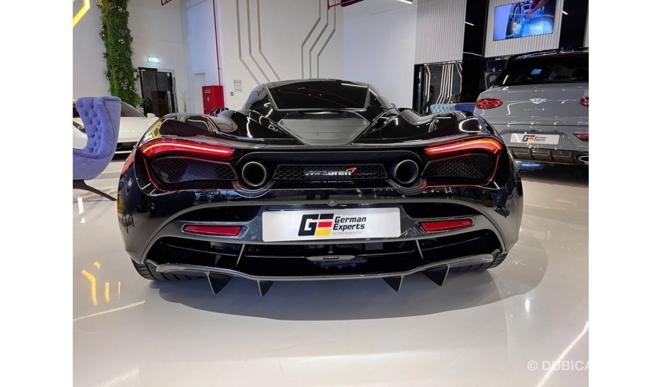 مكلارين 720S 1 YEAR WARRANTY AND SERVICE UNLIMITED MILEAGE