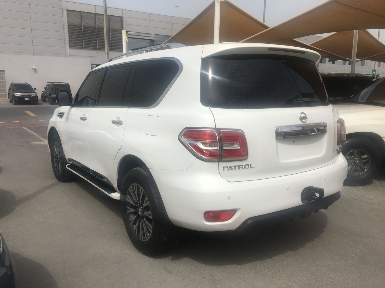 نيسان باترول نحن نقدم : * خدمات تمويل السيارات على البنوك * ضمان ممدد * خدمات التسجيل / التصدير