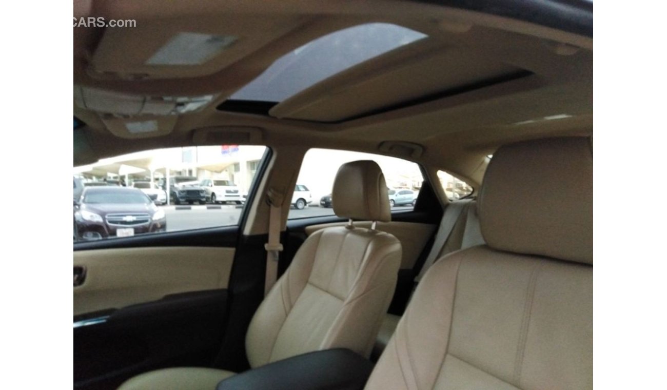 تويوتا افالون تويوتا أفالون ٢٠١٤ خليجي بحالة ممتازة للبيع