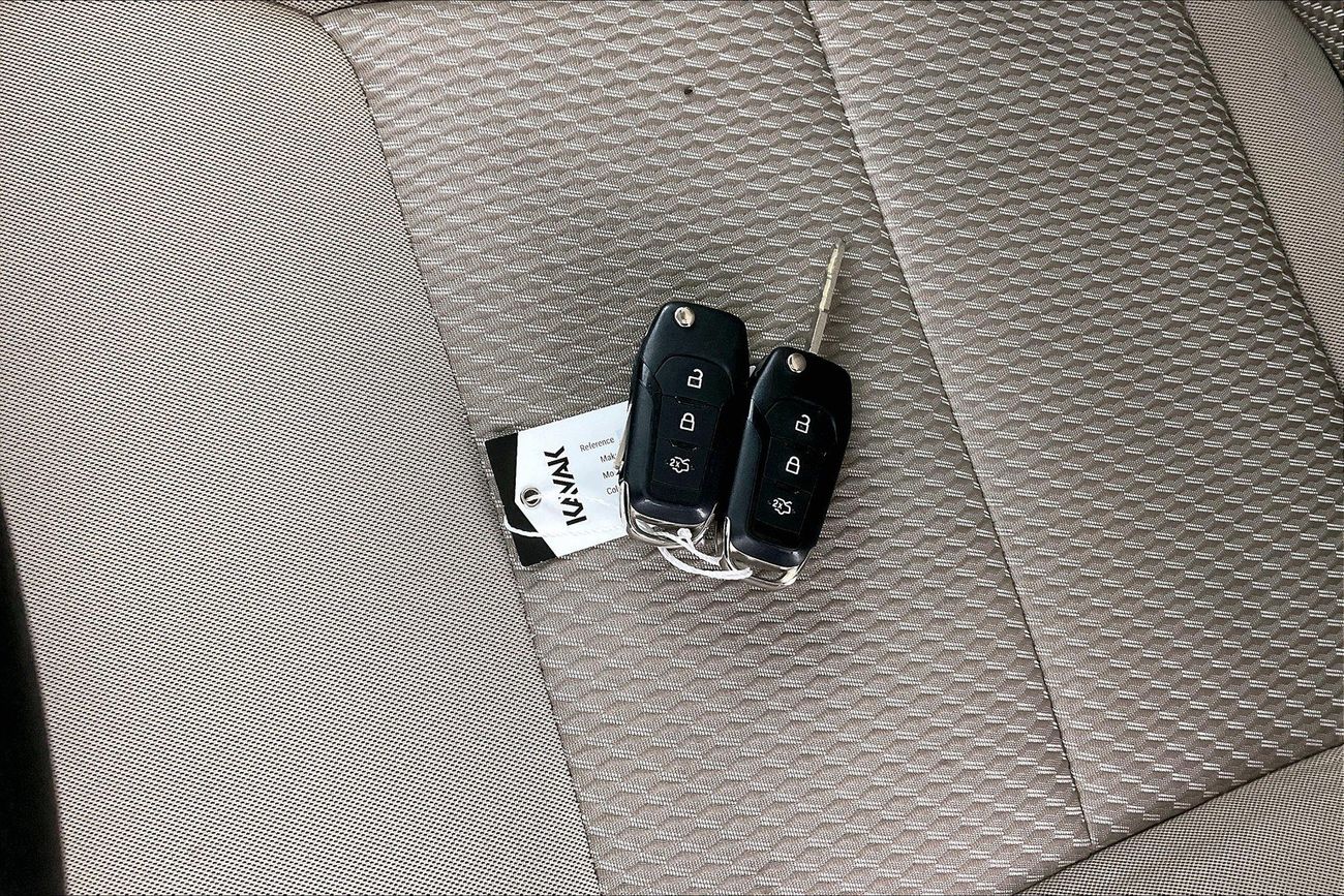 Ford Explorer 3.3 AUTO 4WD BASE CLTH | Guaranteed Warranty | 0 Down Payment