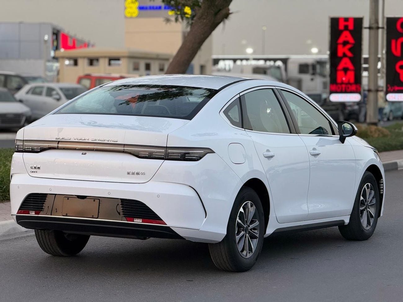 بي واي دي ديسترويار 05 2025 BYD DESTROYER 05 DM-i PLUG IN HYBRID with SUNROOF