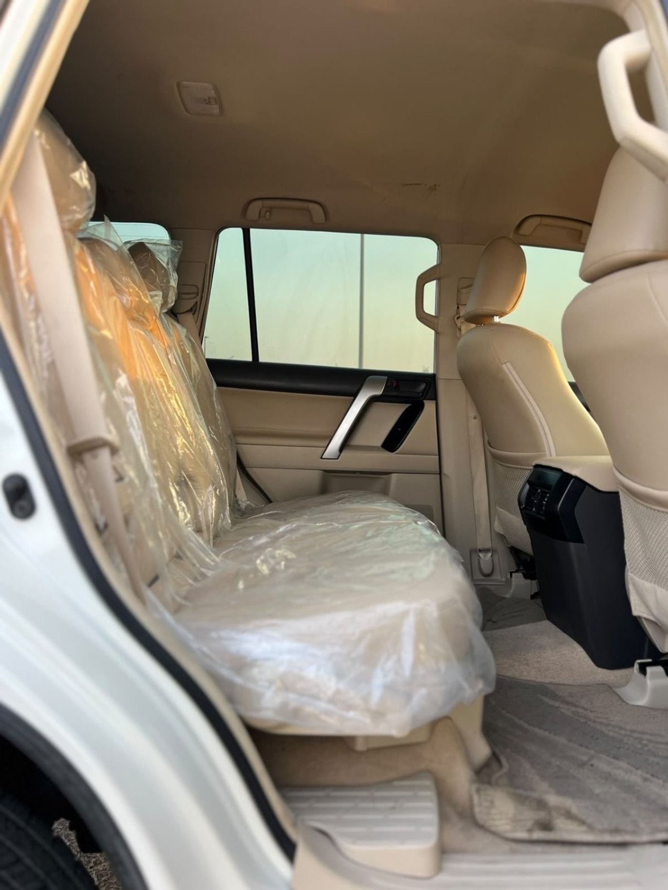 Toyota Prado 2018 Toyota Prado TXL 2.7L V4- AWD 4x4 - No accident  Rear Camera & Sensor -Leather Seat -