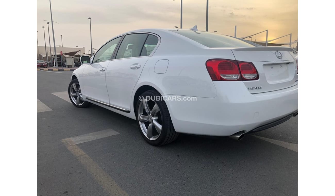لكزس GS 350 لكزس GS350 موديل 2007 السياره حاله ممتازه من الداخل والخارج كلين تيتل بدون حوادث السياره بدون مشاكل