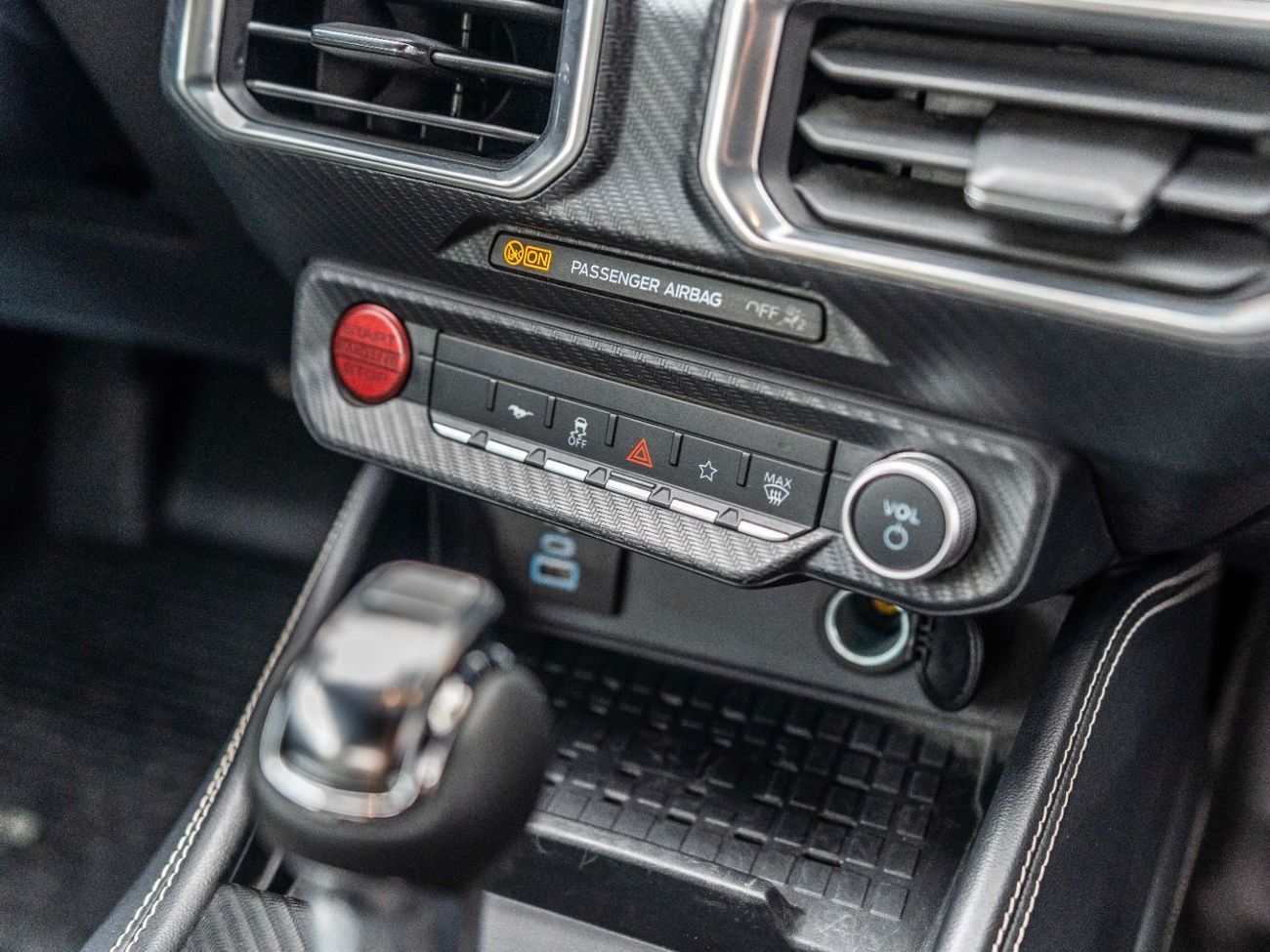 Ford Mustang Std 3.7L Convertible A/T