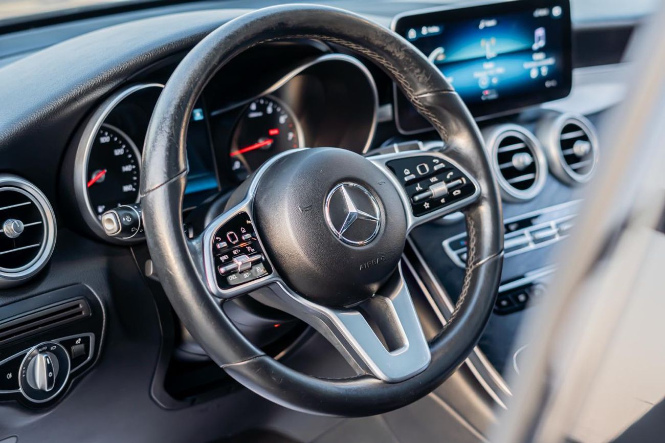 مرسيدس بنز GLC 300 Std 2.0L