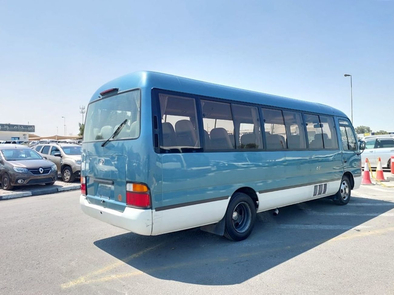 Toyota Coaster TOYOTA COASTER BUS RHD 1998 MODEL 4.2 L DIESEL AUTOMATIC(PM05001)