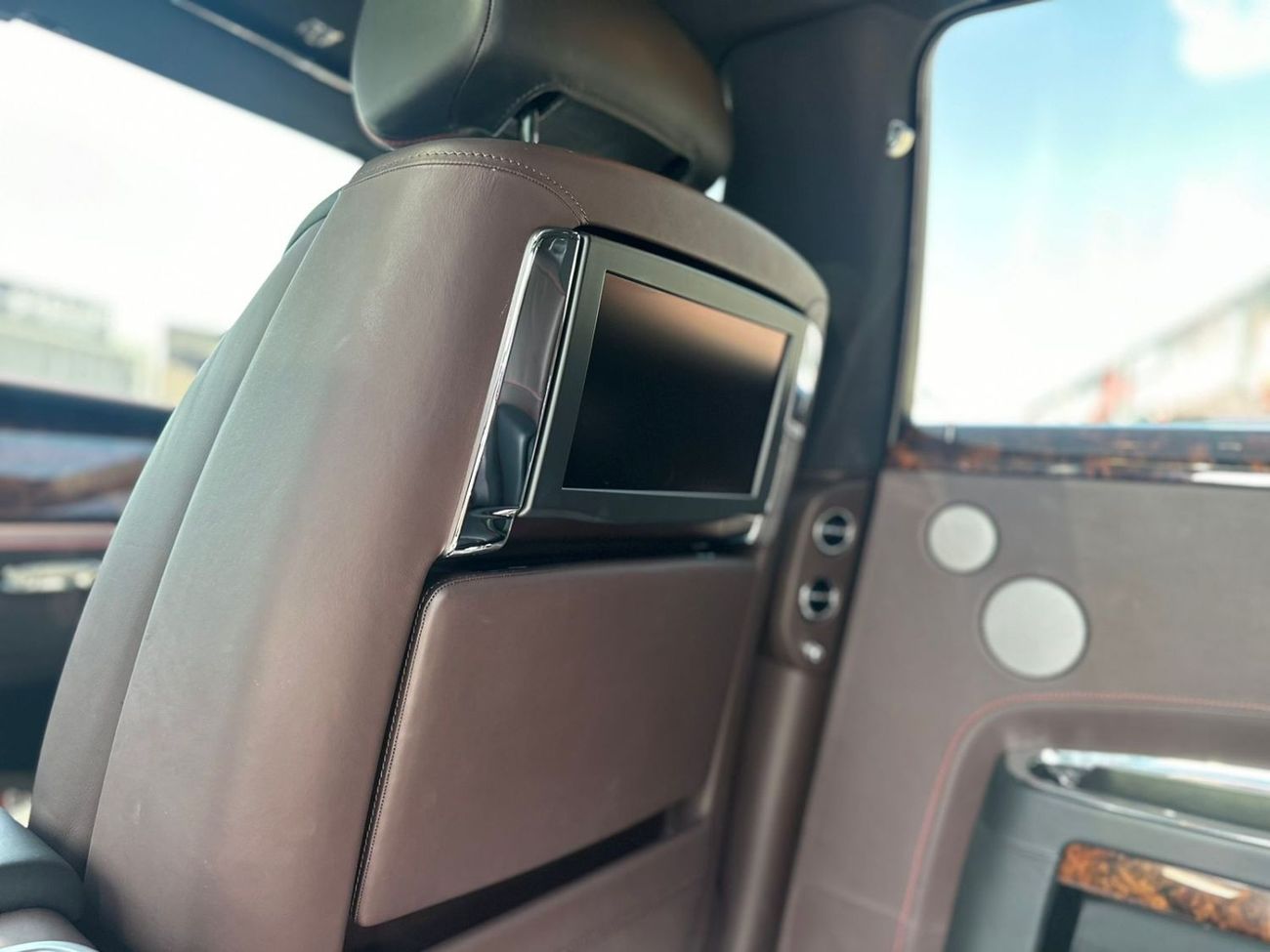 رولز رويس جوست Rolls Royce Ghost 2019 Korean Specs