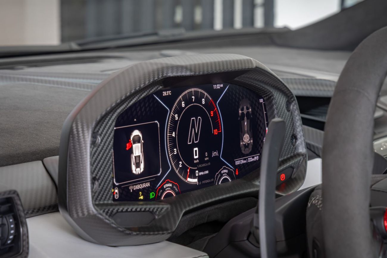 Lamborghini Revuelto 6.5L V12 Hybrid Lamborghini Revuelto 2024 Fully Carbon Fiber