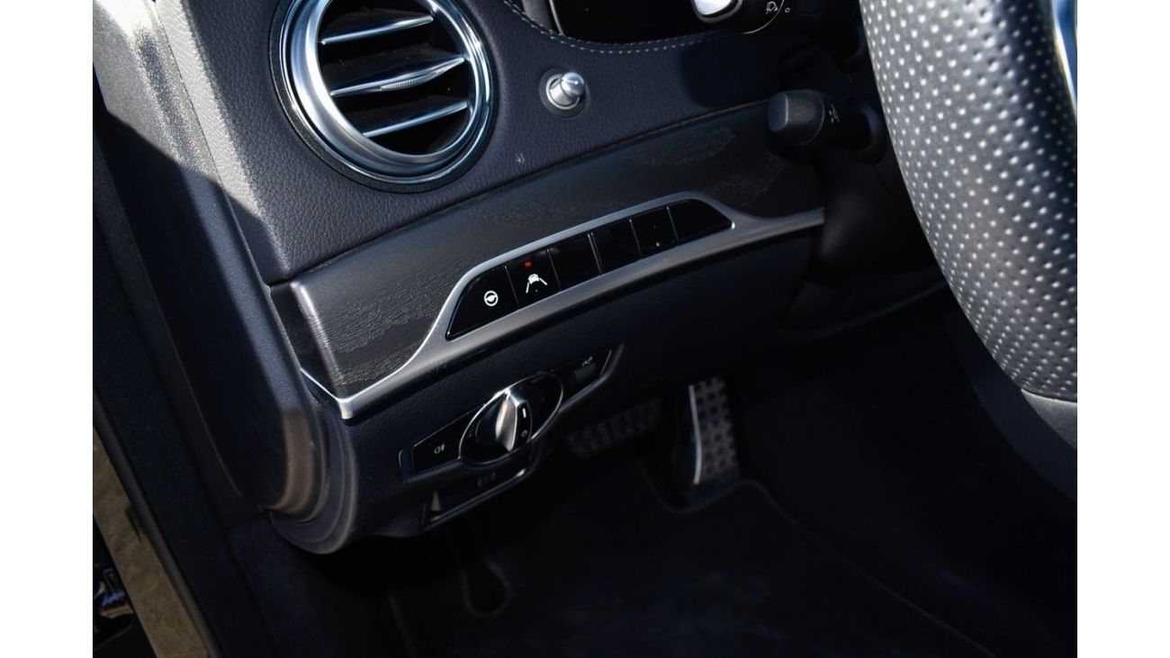 Mercedes-Benz S 560 Std Mercedes S560 AMG / 2019 / Germany