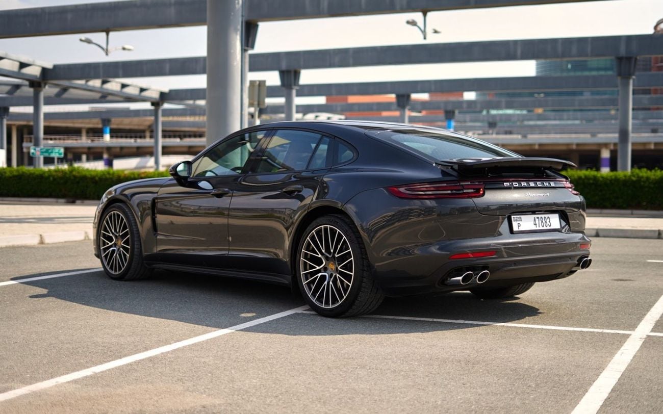 بورش باناميرا Porsche Panamera 2020