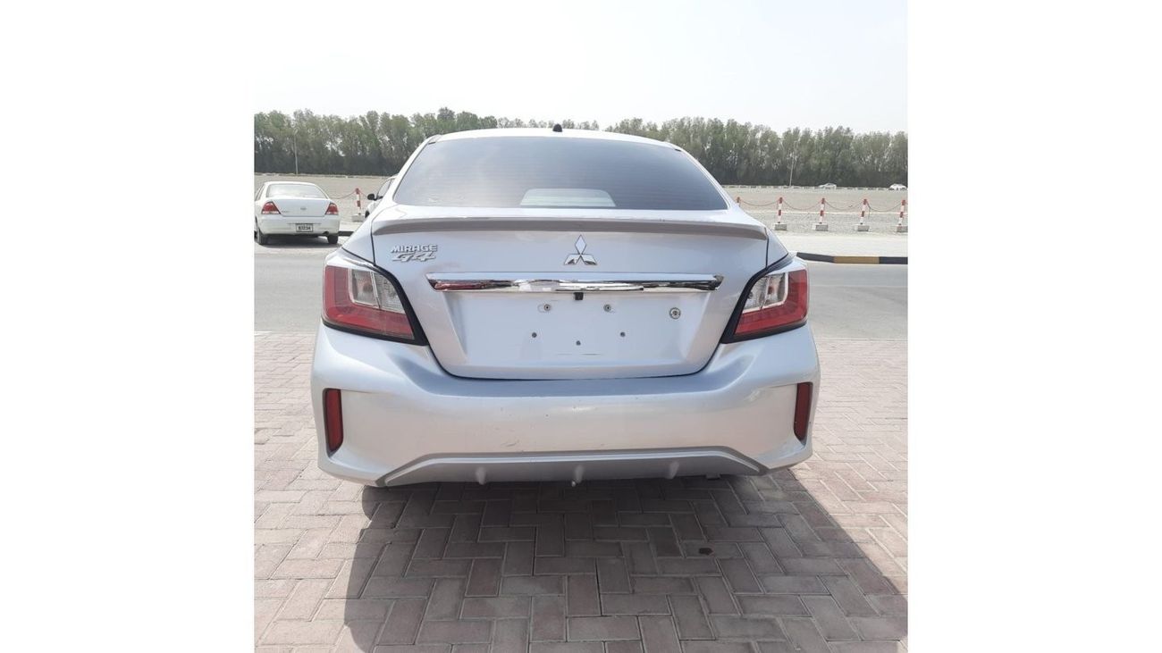 ميتسوبيشي ميراج GLX هايلاين