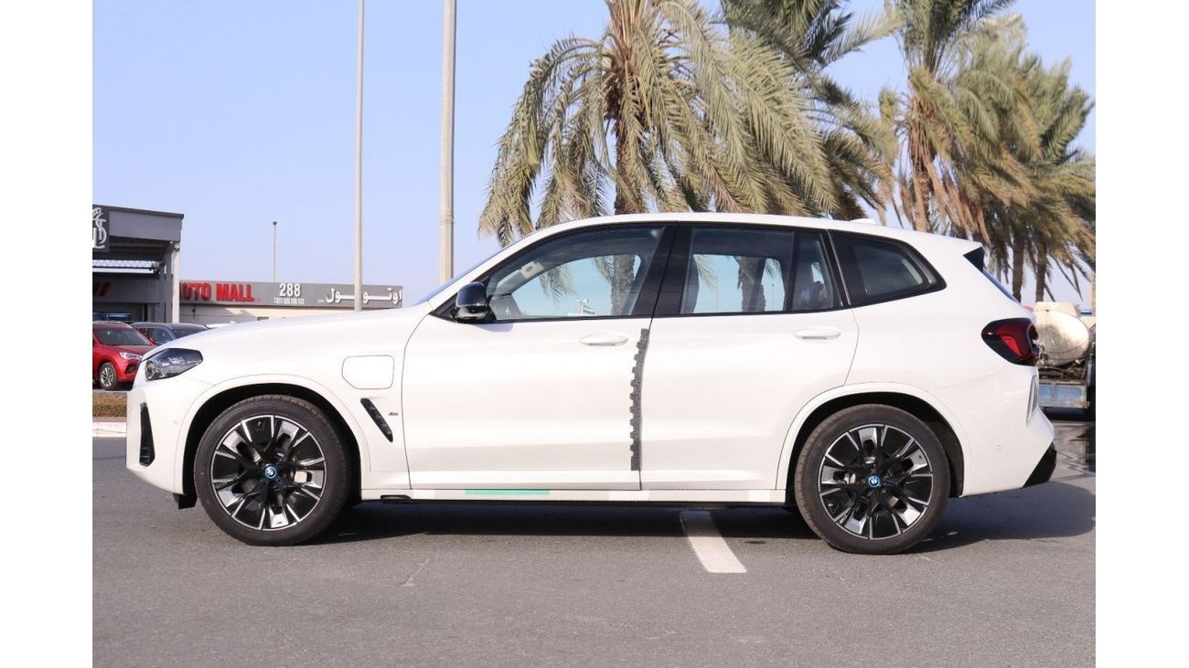 بي أم دبليو iX3 bmw ix3 , white color , 2024