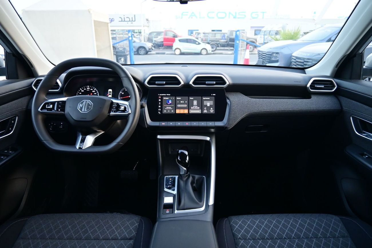 أم جي ZS MG ZS 1.5L Petrol FWD, Model 2025, Color Silver