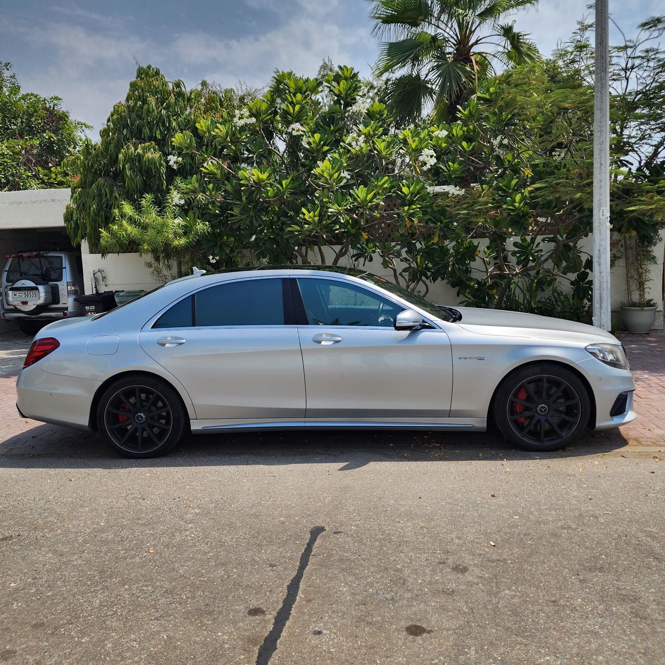 Mercedes Benz S63 AMG